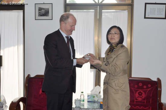 ��Ժ�Ӵ��Ĵ��������Ͻ̻������